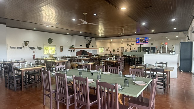 Sala do restaurante O Capote